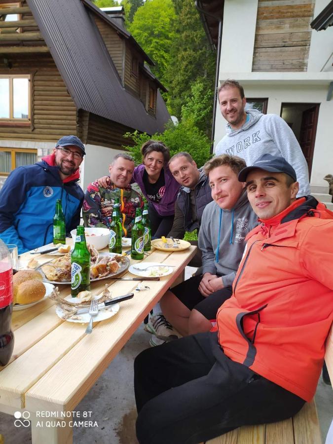 Carobna Kuca Jahorina Villa Bagian luar foto