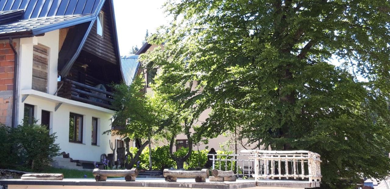 Carobna Kuca Jahorina Villa Bagian luar foto
