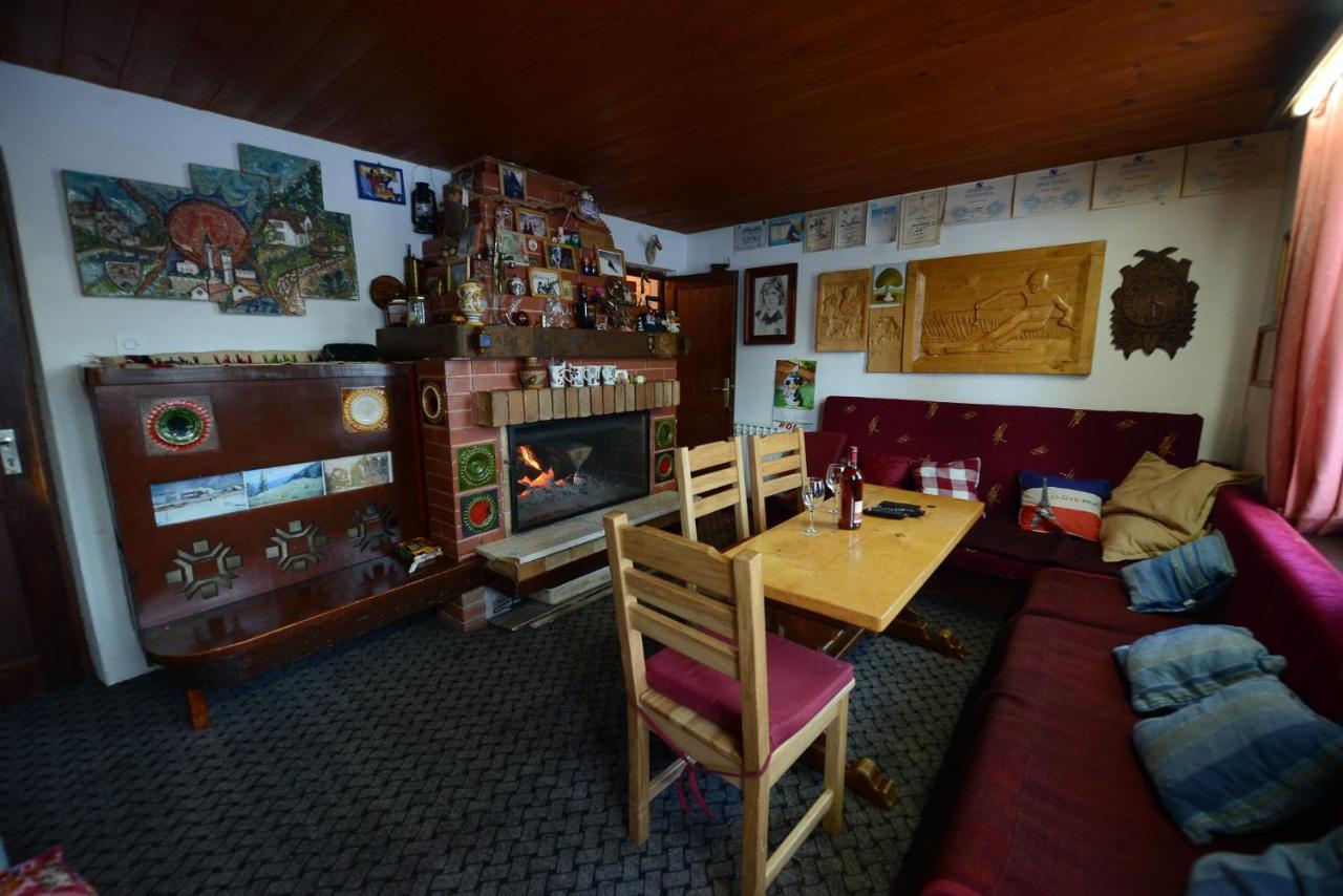 Carobna Kuca Jahorina Villa Bagian luar foto
