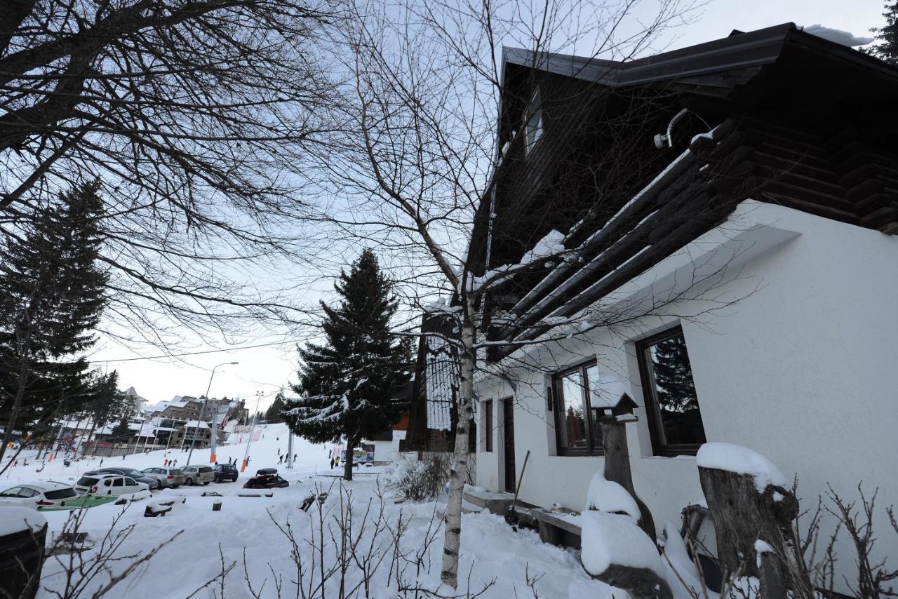 Carobna Kuca Jahorina Villa Bagian luar foto